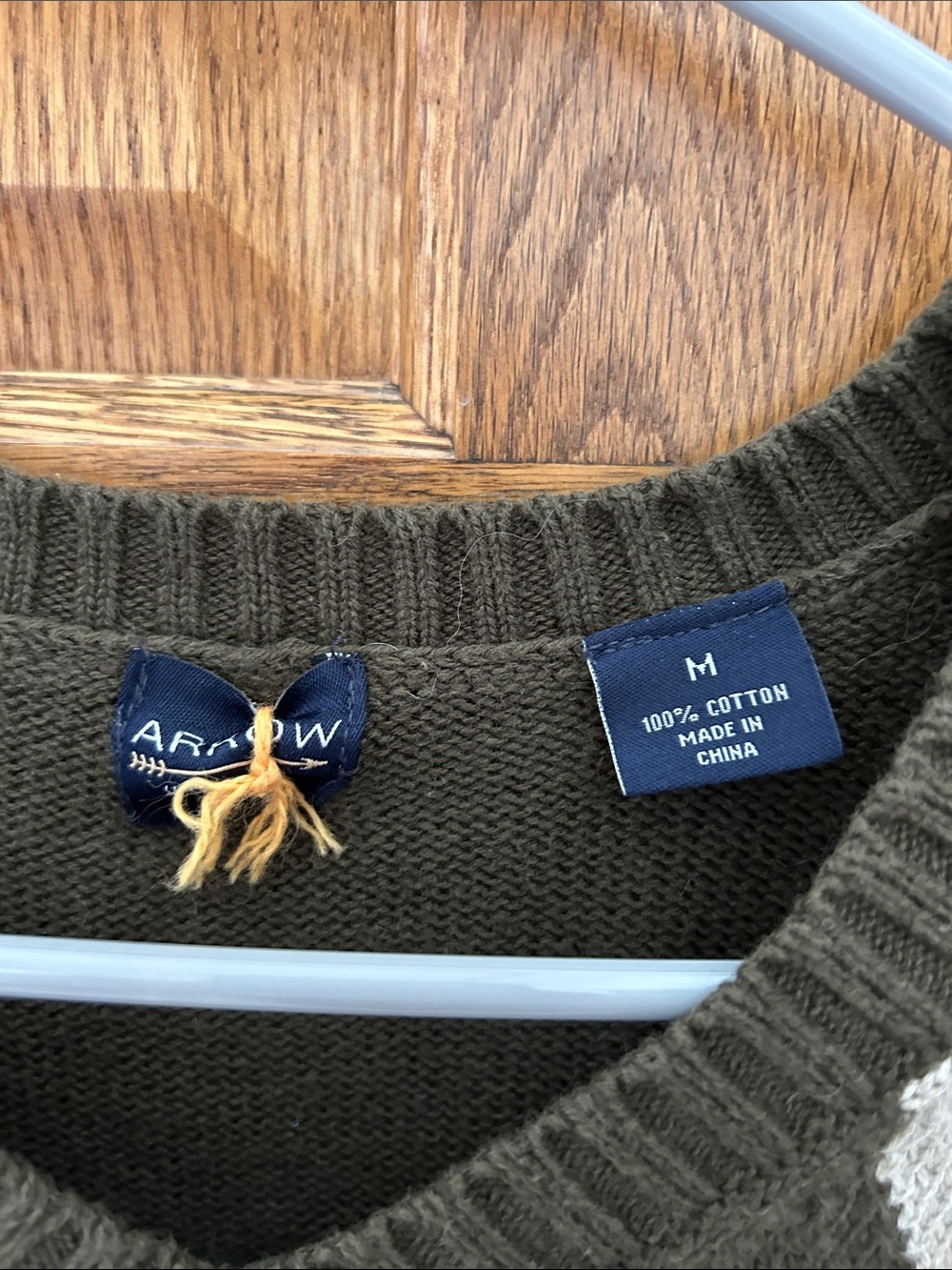 Arrow Men's Olive V-Neck Argyle Sweater with Teal and Cream Diamonds image 2